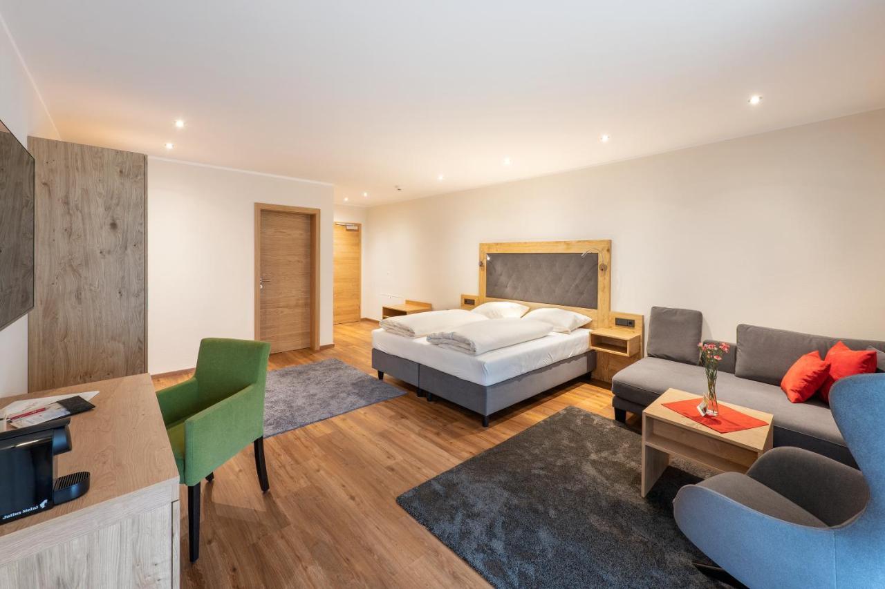 Golf- Und Moarhof Hotel 4*